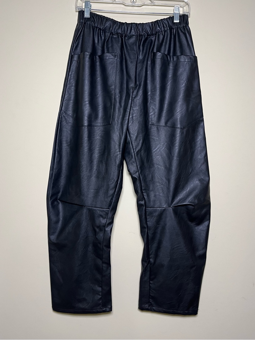 Secular NWT Barrel Leg Tapered Black Faux Leather Pull On Pants Women’s Size S